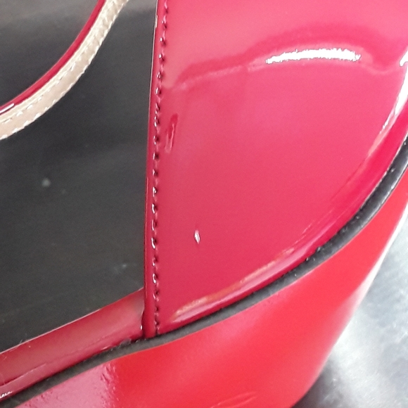 New without box Christian Louboutin patent sandal - Picture 4 of 4